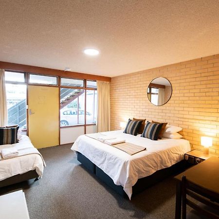 Bentley'S Hotel Clare Esterno foto